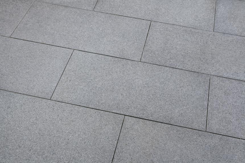 Terrassenplatten Granit "GALANT" (anthrazit) -geflammt-