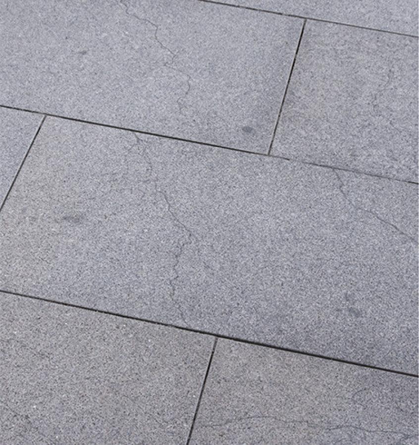 Terrassenplatten Granit "GALANT" (anthrazit) -geflammt-